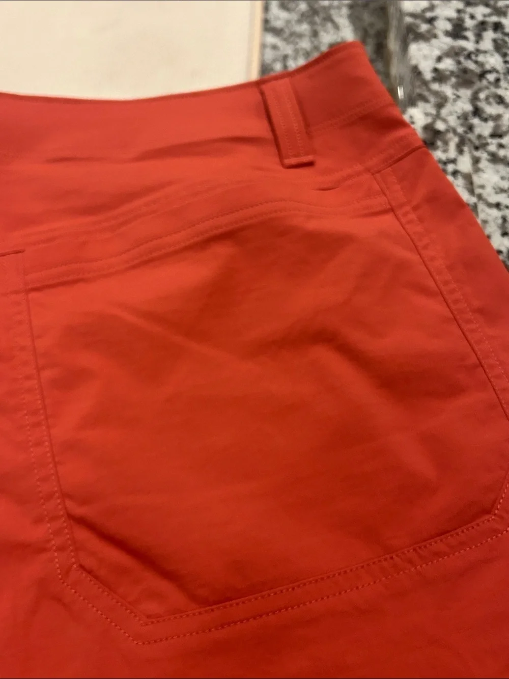 Under Armour Casual Shorts Nantucket Reds - Salmon Men’s 36